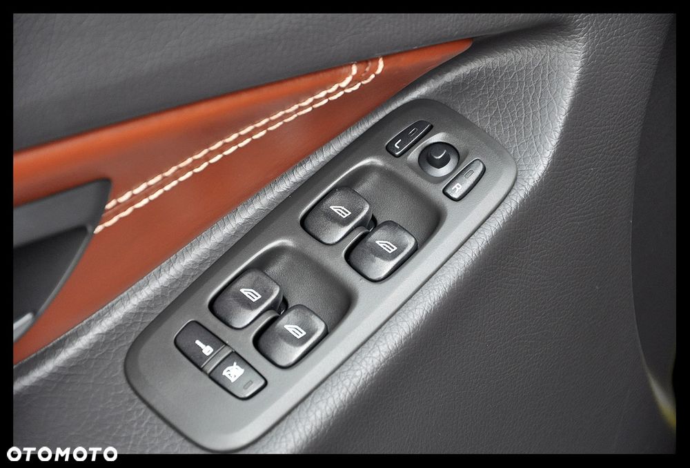 Volvo XC 90 D5 Executive - 34