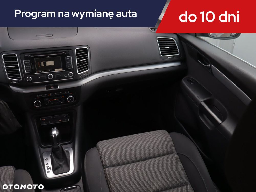 Volkswagen Sharan - 10
