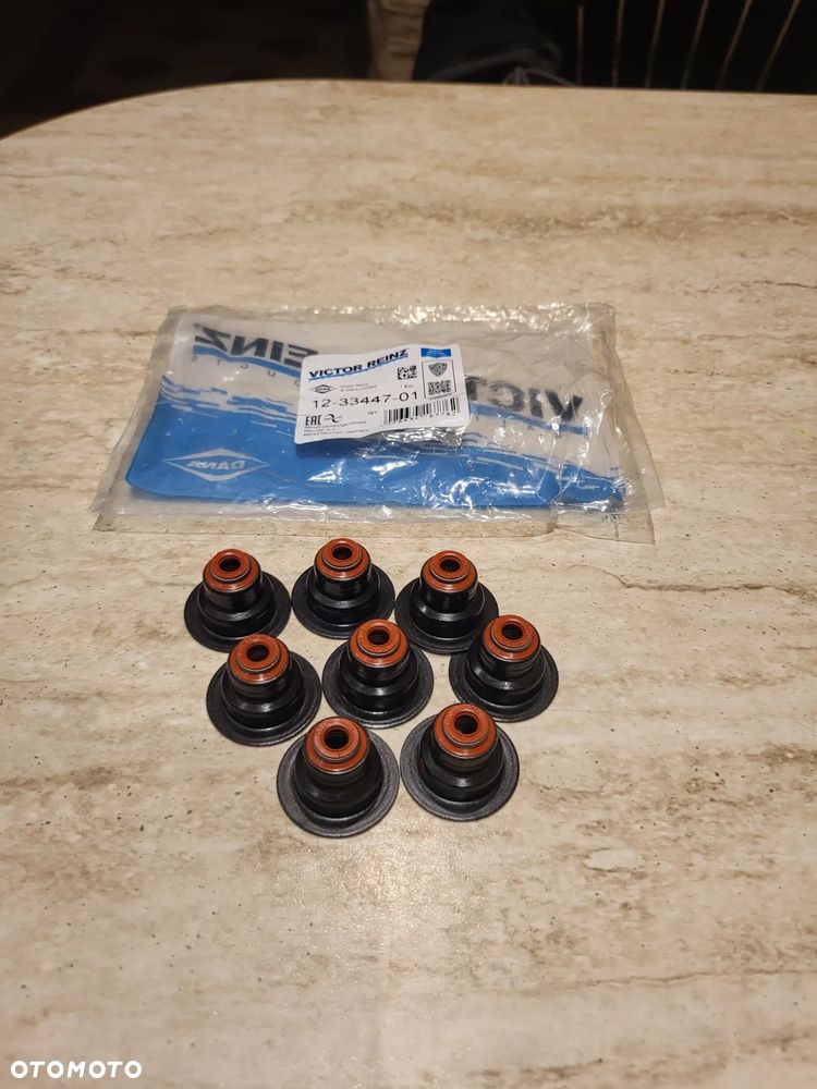 Zestaw uszczelniaczy trzonka zaworu NISSAN KUBISTAR; RENAULT CLIO I, CLIO II, CLIO II/HATCHBACK, KANGOO, KANGOO EXPRESS, TWINGO I, TWINGO II 1.2/1.2LPG 01.96- - 1