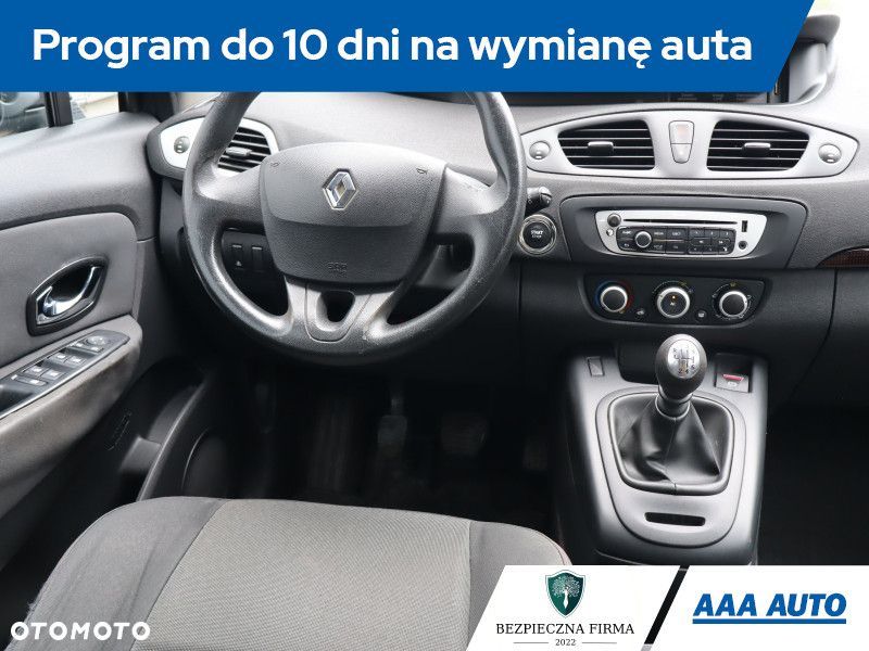 Renault Scenic - 9