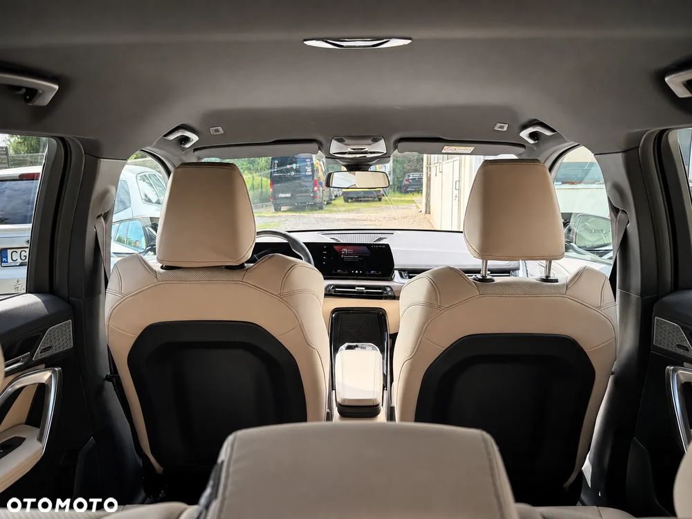 BMW X1 xDrive23i mHEV M Sport - 13