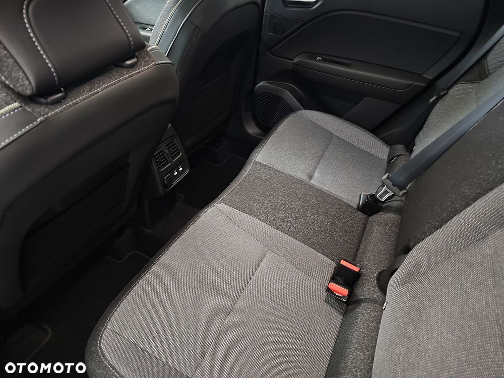 Renault Captur - 27