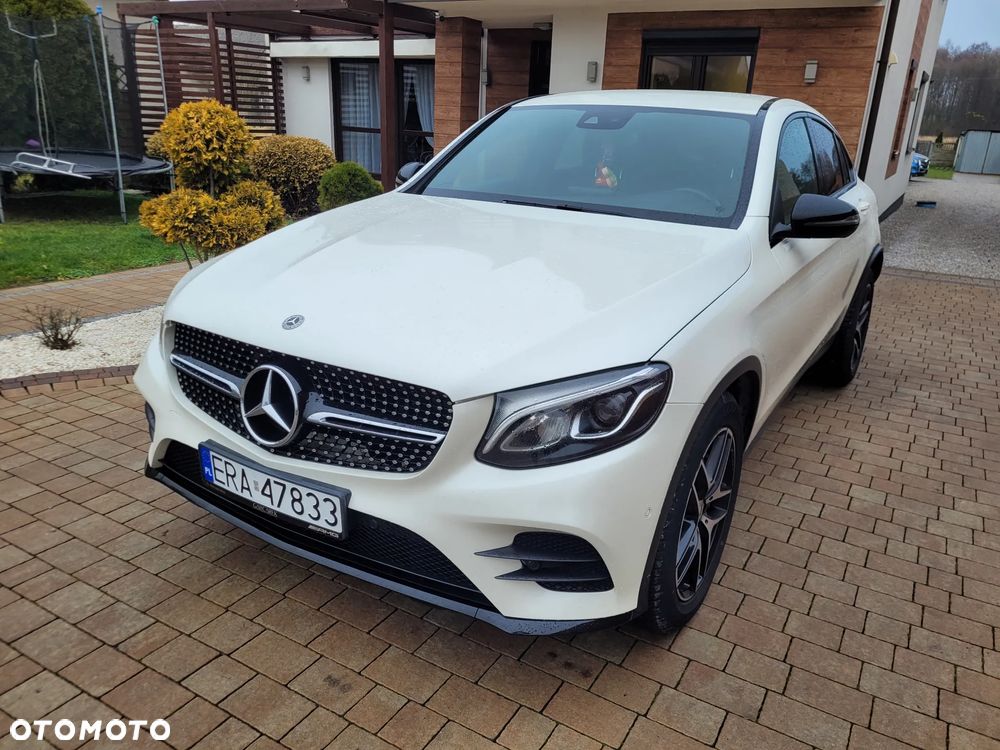 Mercedes-Benz GLC - 1