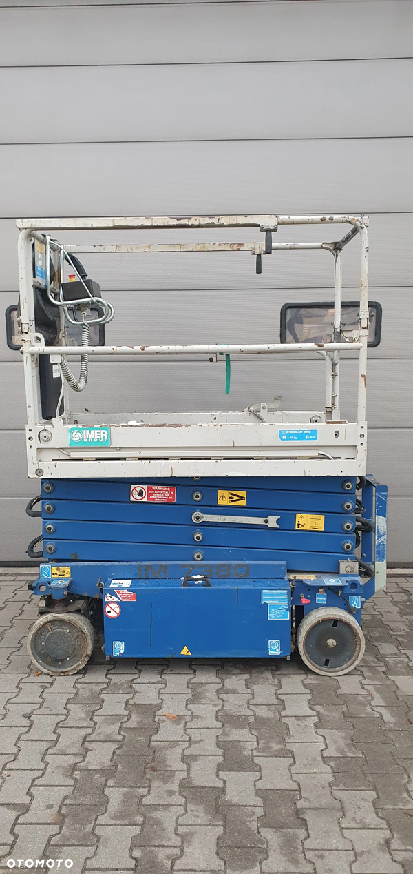 Genie JLG IMER ITECO IM 7380 9,20m Podnośnik nożycowy zwyżka nożycówka elektryczny podest ruchomy zwyżka podnośnik koszowy samojezdny IMER ITECO IT 7380 zwyżka na białych niebrudzących kołach jak GENIE JLG SKYJACK HAULOTTE Terex TKD MEC Sinoboom Zoomlion