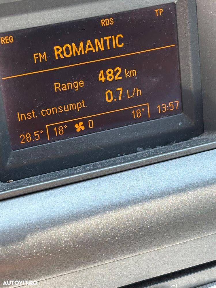 Opel Vectra 1.9 CDTI Cosmo - 3