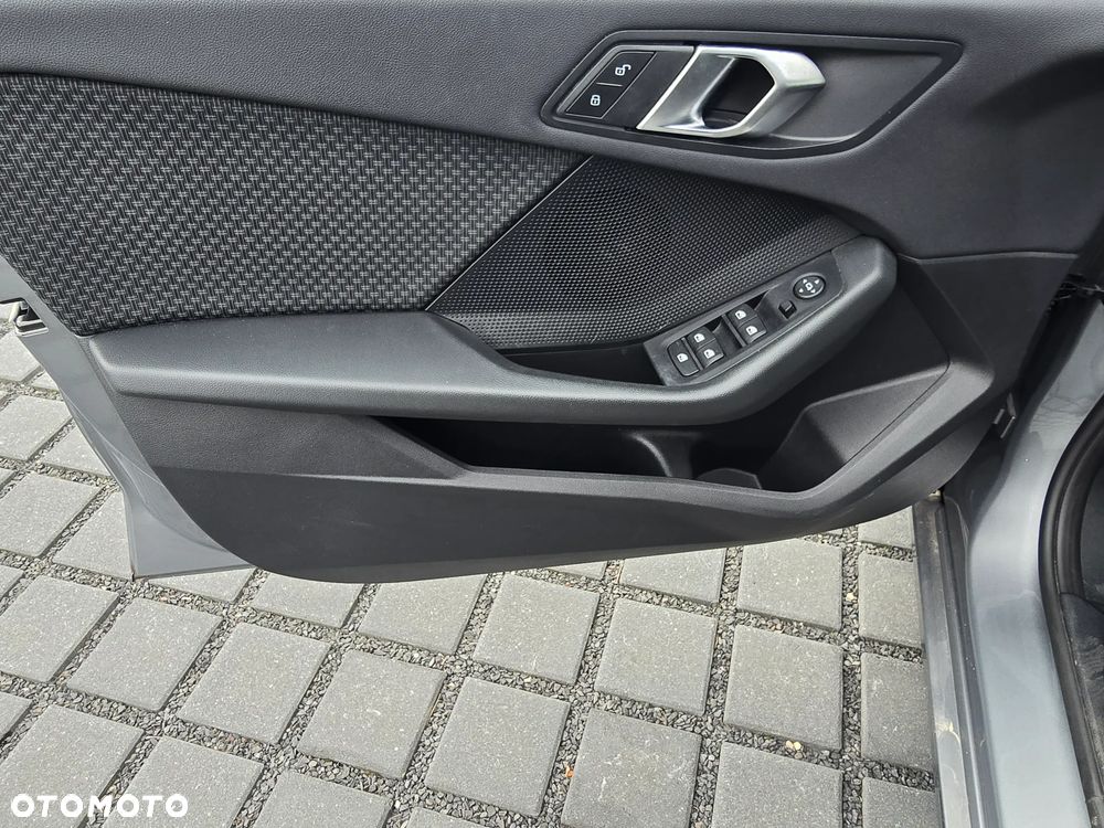 BMW Seria 1 118i Advantage - 11