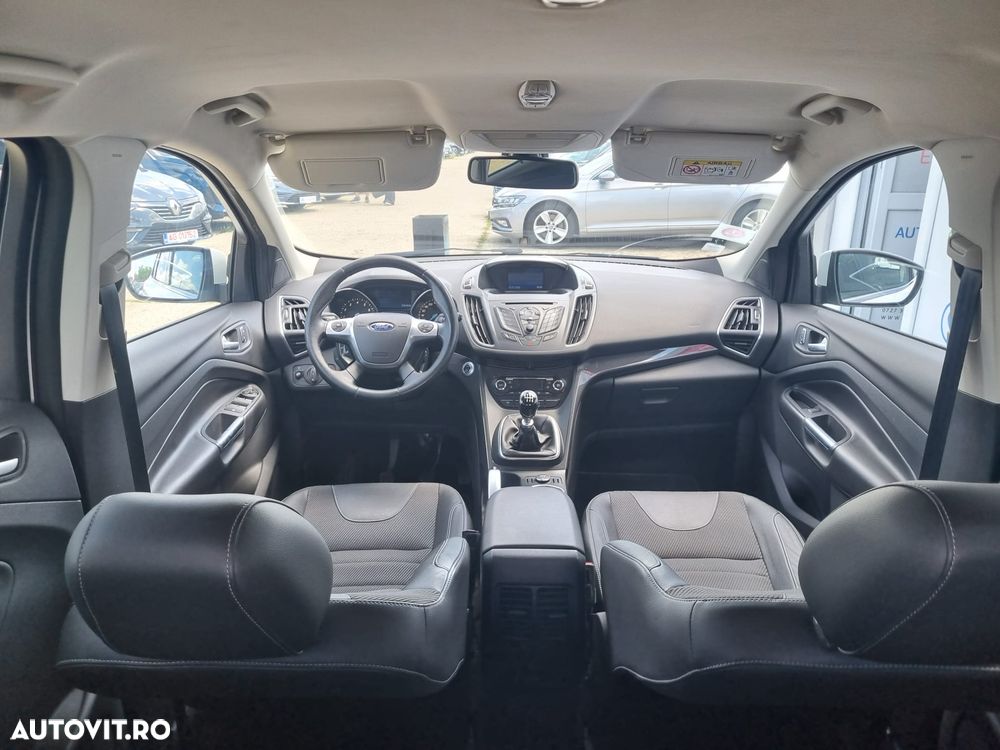 Ford Kuga 1.5 EcoBoost 2WD Titanium - 9
