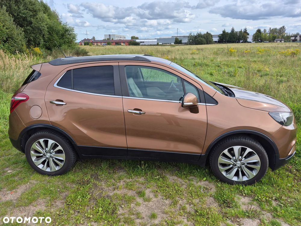 Buick Encore - 2