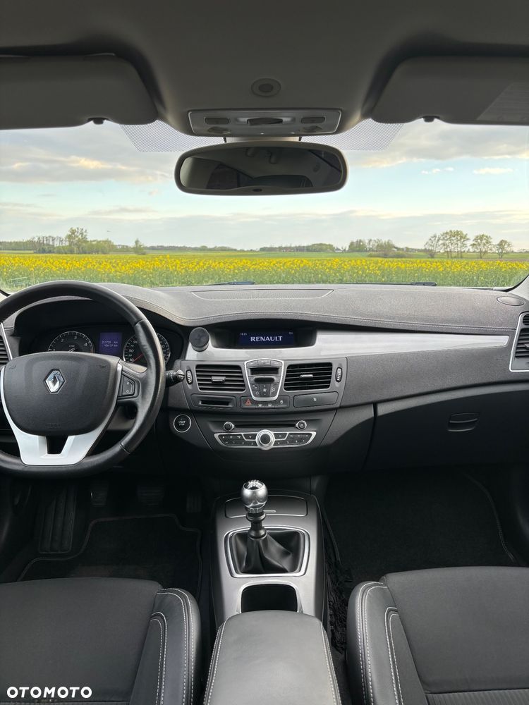 Renault Laguna dCi 150 FAP - 21