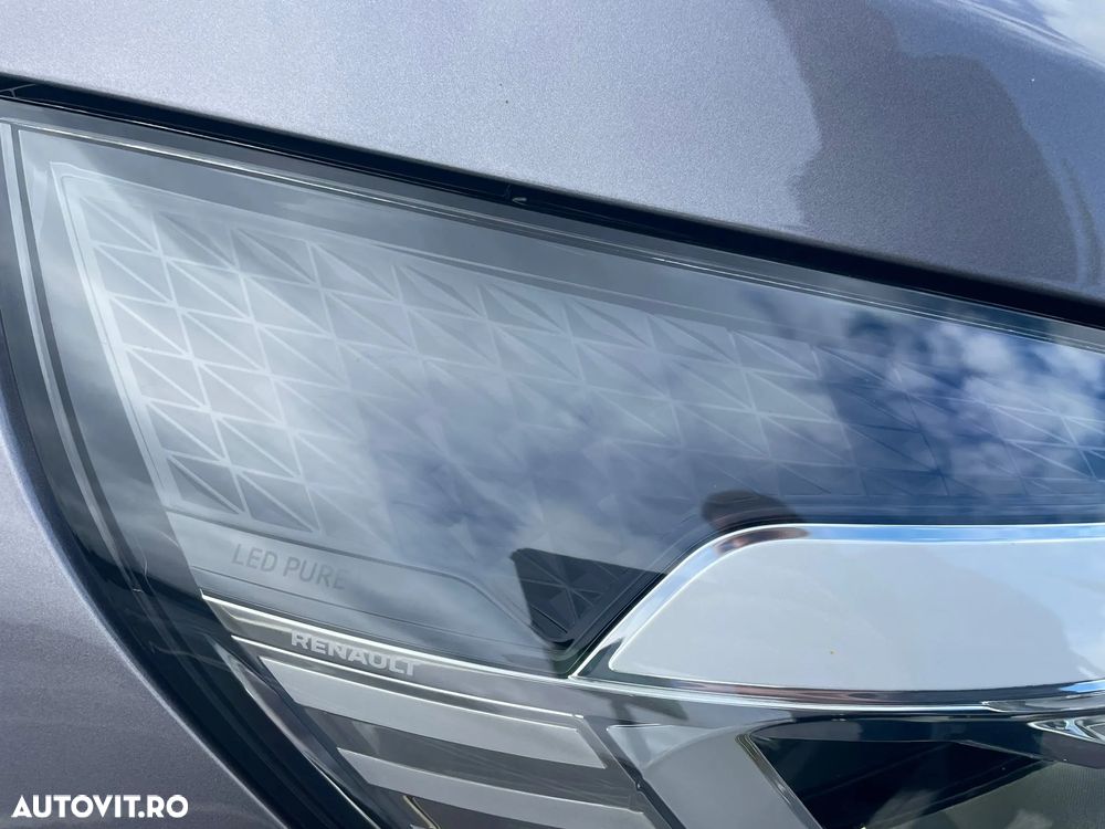 Renault Captur E-Tech PHEV 160 Equilibre - 11