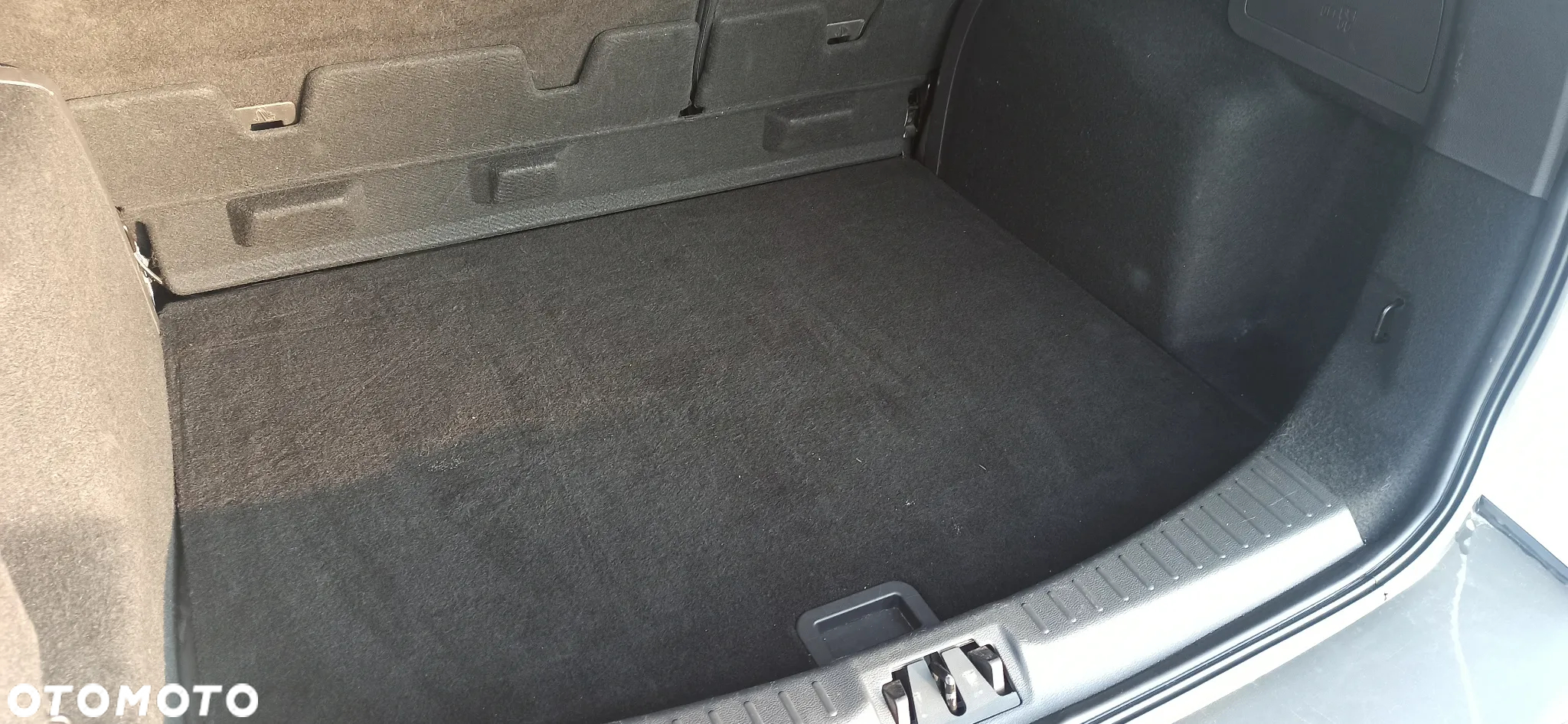 Ford Kuga 2.0 TDCi FWD Edition - 18