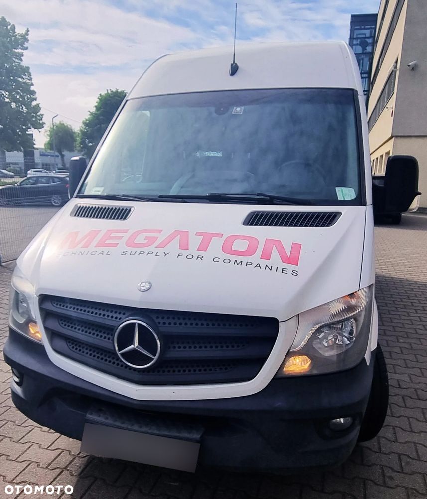 Mercedes-Benz SPRINTER - 11