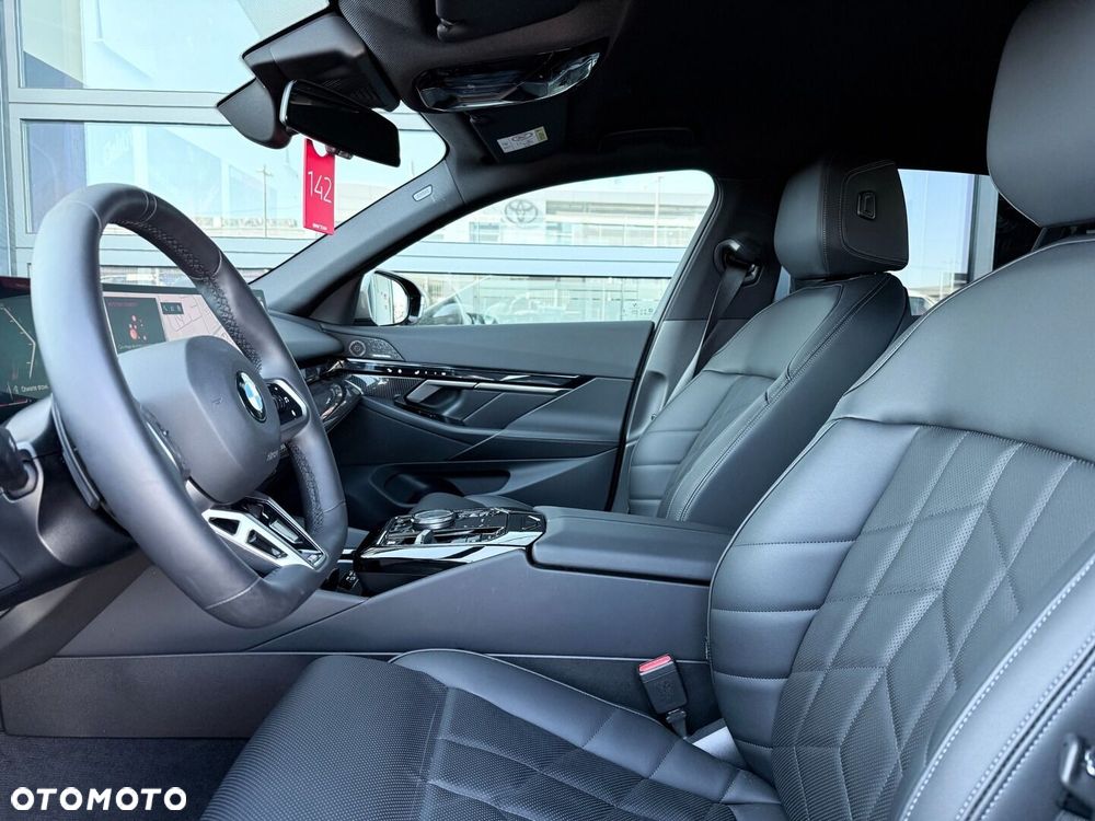 BMW Seria 5 - 31