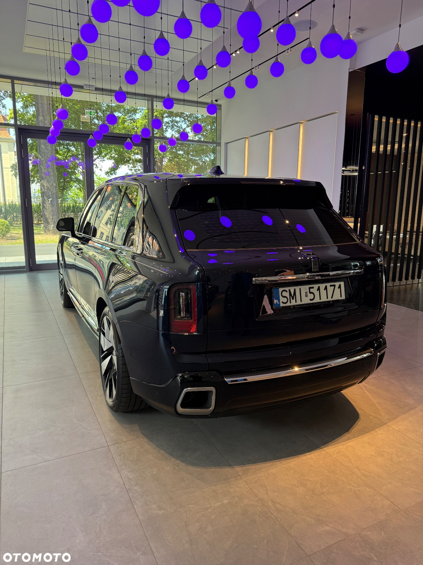 Rolls-Royce Cullinan - 6