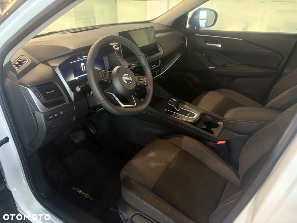 Nissan Qashqai 1.3 DIG-T MHEV N-Connecta Xtronic - 21