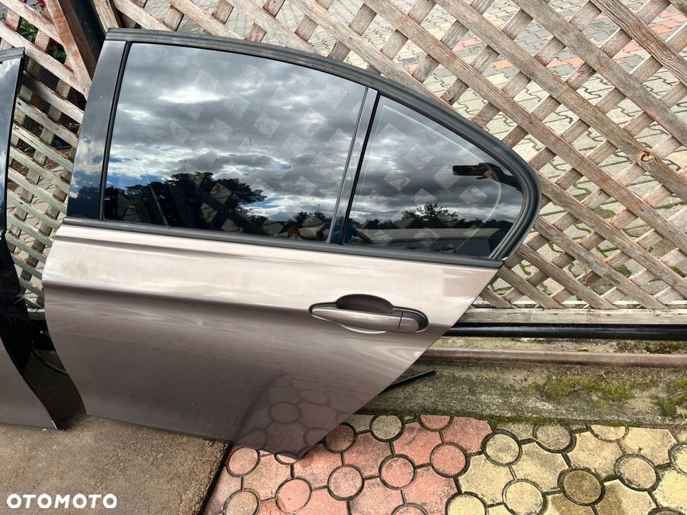 Drzwi Lewe Przednie Tylne BMW F30 - 4