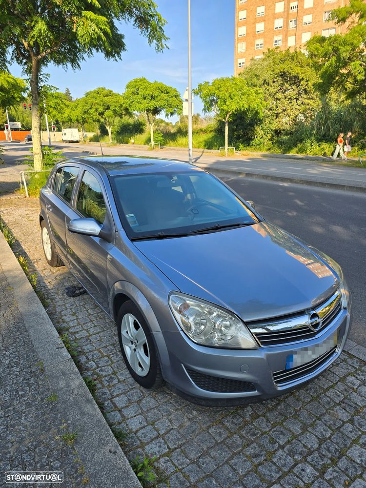 Opel Astra 1.3 CDTI Enjoy EcoFLEX - 3