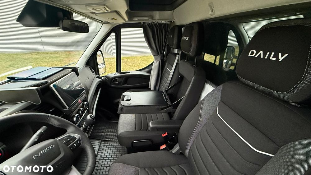 Iveco 35S18H 3.0 Diesel 180 KM Kontener z windą i kabiną sypialną D.Hollandia! - 27