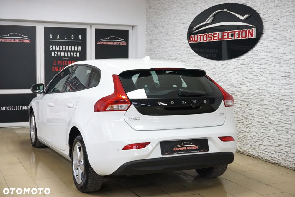 Volvo V40 D2 Geartronic Kinetic - 6