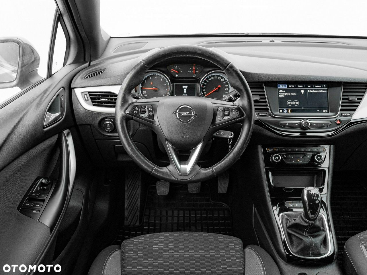 Opel Astra - 16