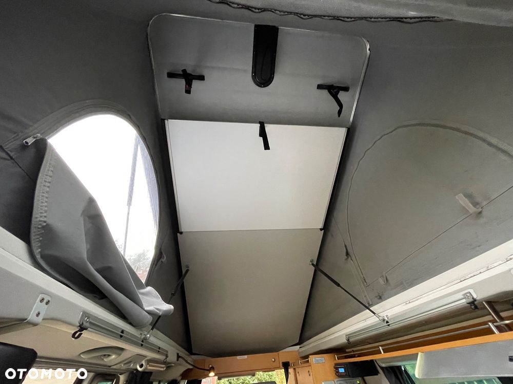 Volkswagen California - 16