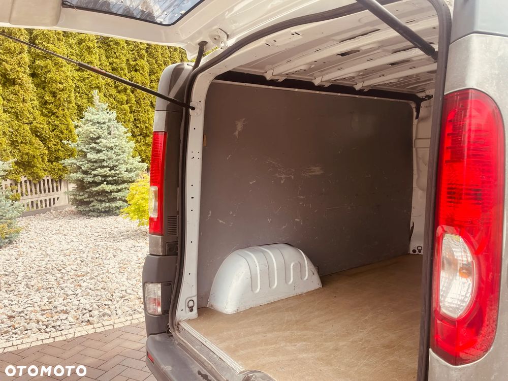 Opel Vivaro - 35