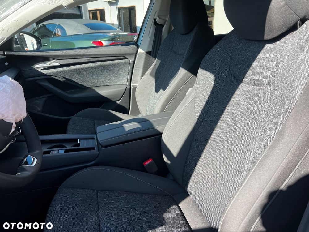 Skoda Superb 1.5 TSI Ambition DSG - 11