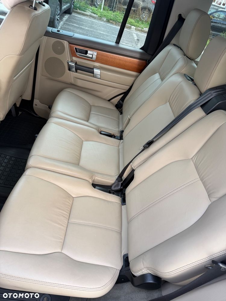 Land Rover Discovery 3.0 Si6 HSE Luxury - 23