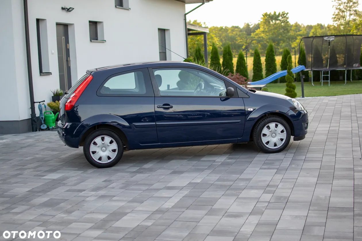 Ford Fiesta - 11