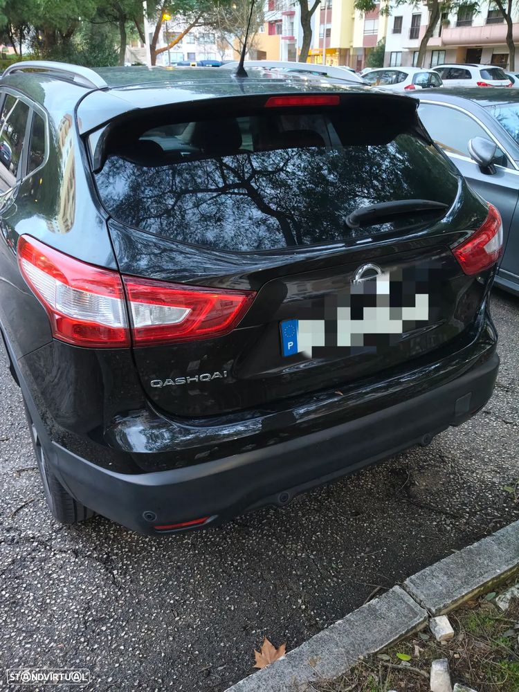 Nissan Qashqai 1.5 dCi N-Connecta - 2
