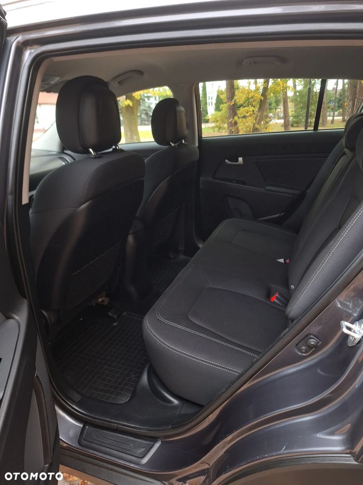 Kia Sportage 1.7 CRDI 2WD ISG Spirit - 8