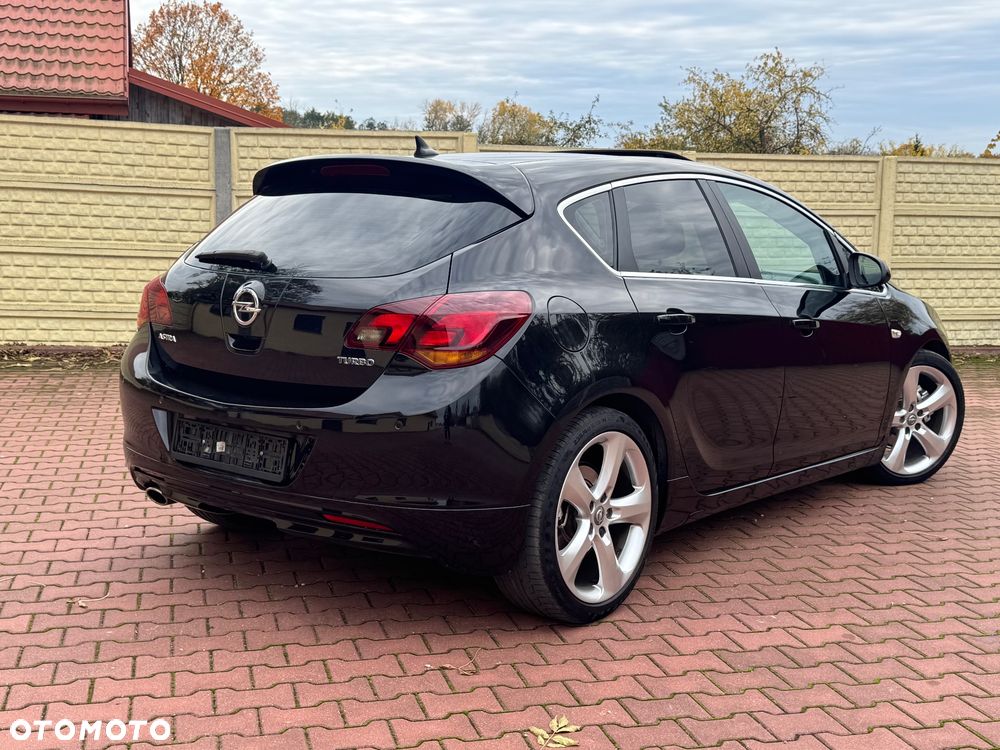 Opel Astra 1.6 T Sport - 23