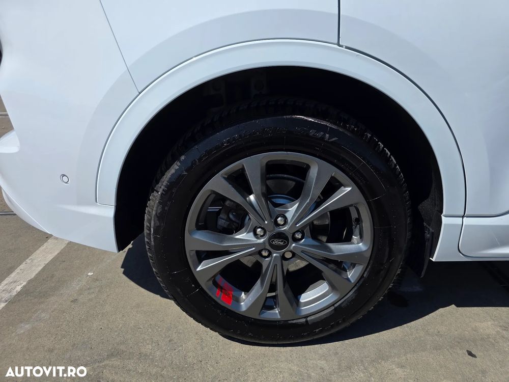 Ford Kuga 2.5 Duratec PHEV ST-LINE - 22