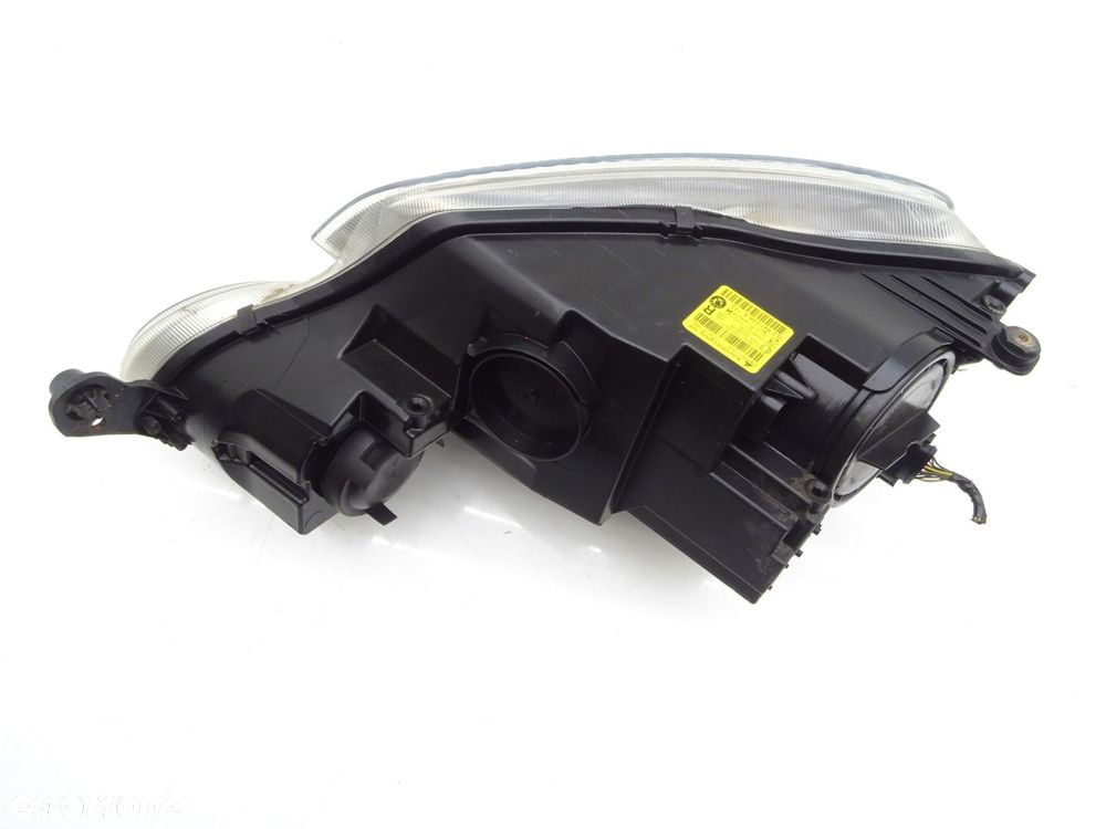 Reflektor lampa prawy przód prawa przednia uk 5l2941018a skoda yeti i 5l - 6