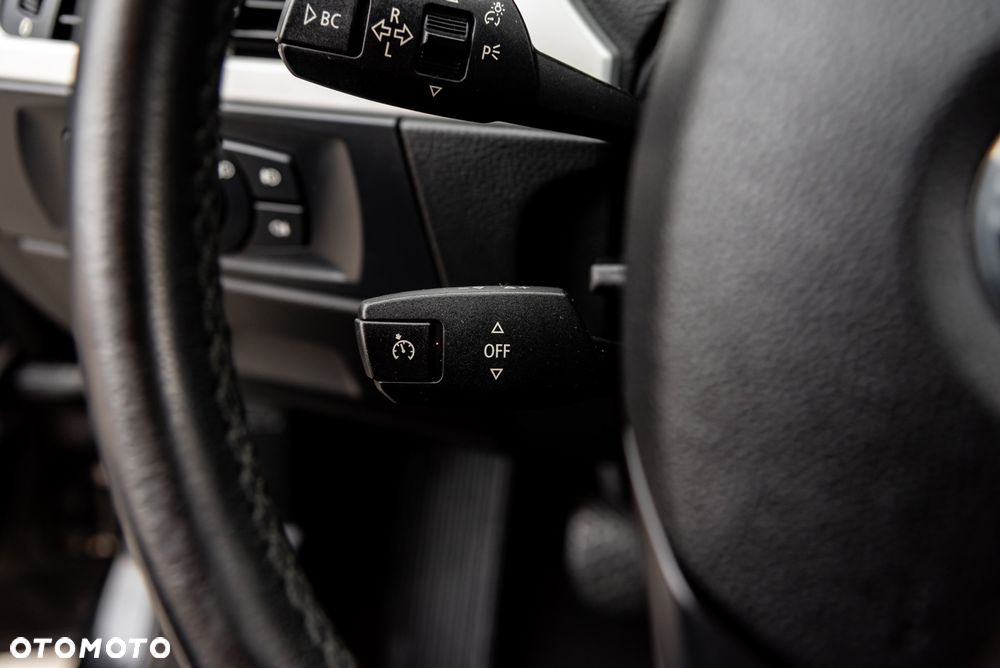 BMW Seria 3 - 30