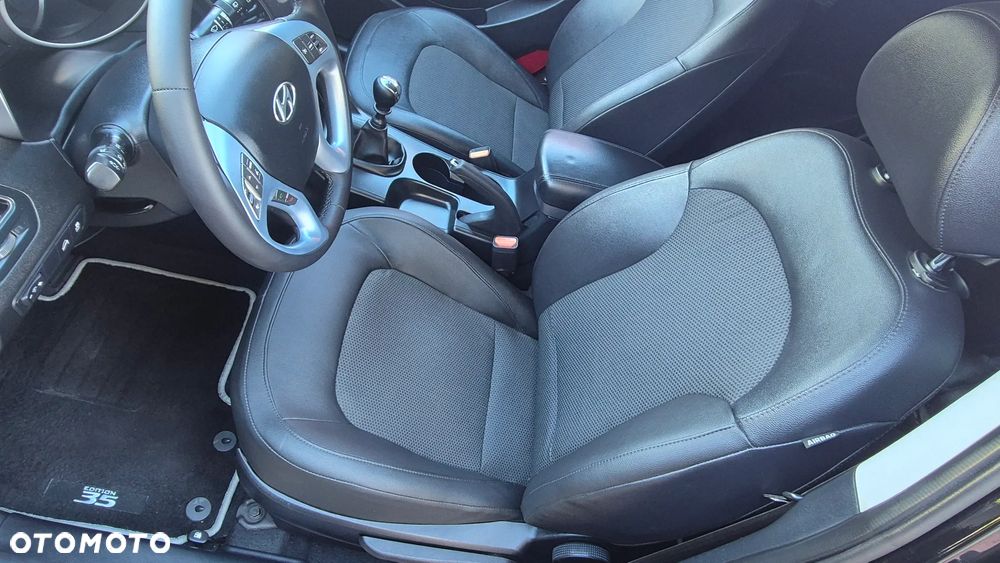 Hyundai ix35 1.7 CRDi 2WD Fifa World Cup Edition - 17