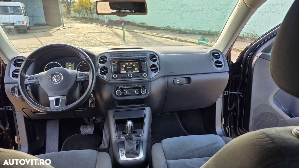 Volkswagen Tiguan 2.0 TDI DPF 4Motion BlueMotion Technology DSG Sport & Style - 12