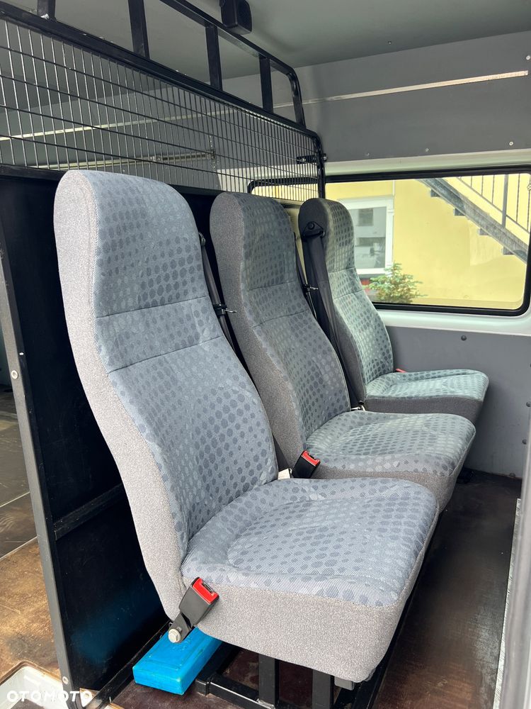 Ford Transit Furgon Brygadowy Doka 6 os. 4x4 AWD L3H2 2.2 TDCI 125KM Webasto HAK - 34