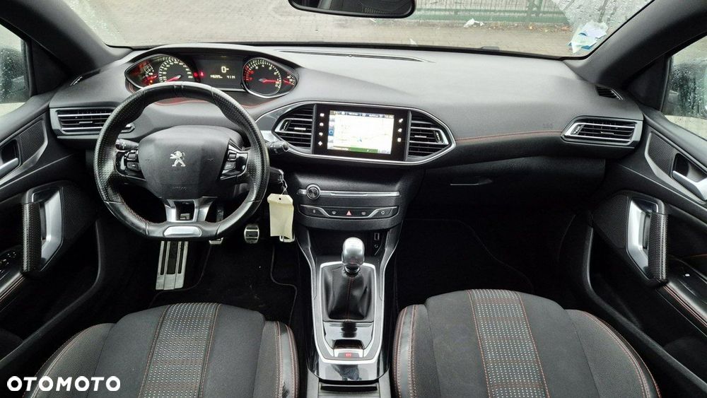Peugeot 308 - 10