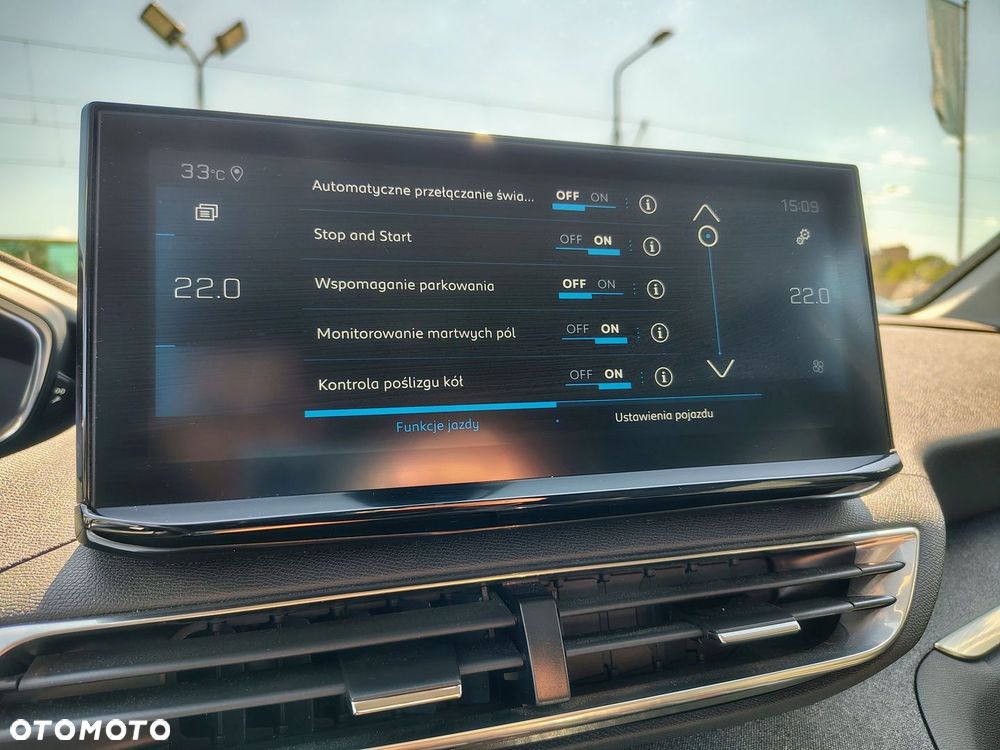 Peugeot 5008 1.5 BlueHDi Allure S&S - 28