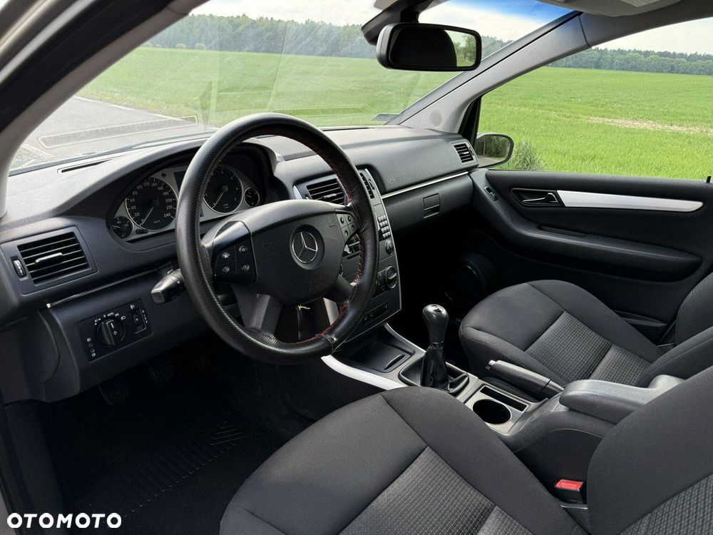 Mercedes-Benz Klasa B 150 Special Edition - 6