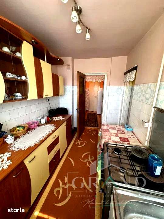 2 camere decomandat | 45 mp+balcon | Etaj 5/10 | Lift | Boxa | Grigore — fotografia 3