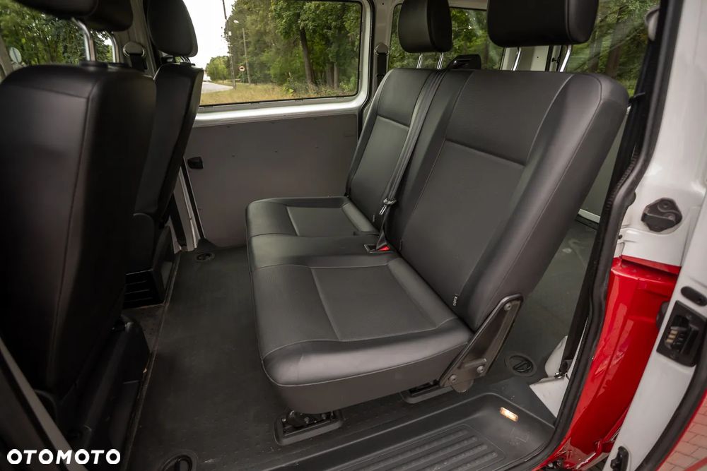 Volkswagen Transporter L1H1 DSG - 17