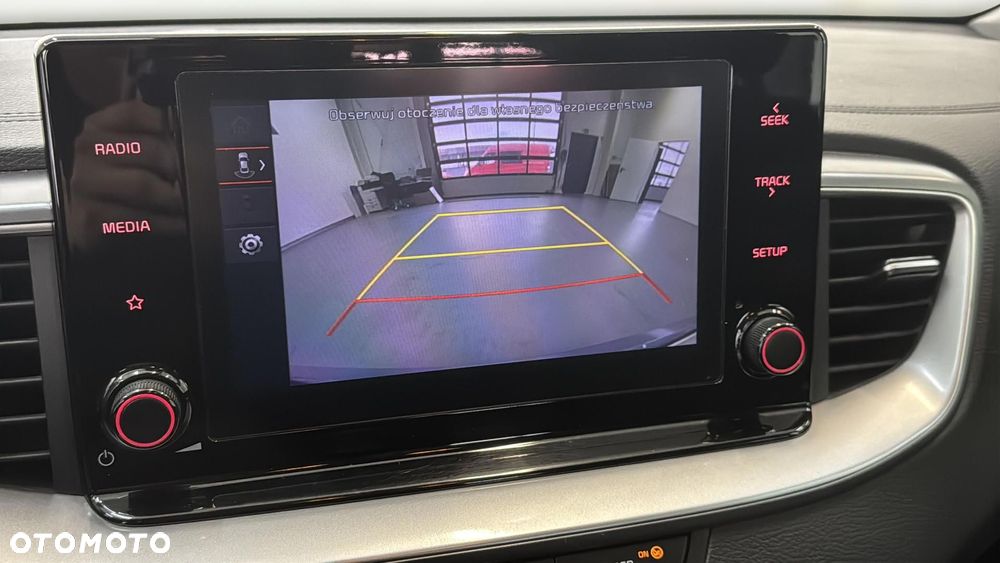 Kia Ceed 1.5 T-GDI M - 21