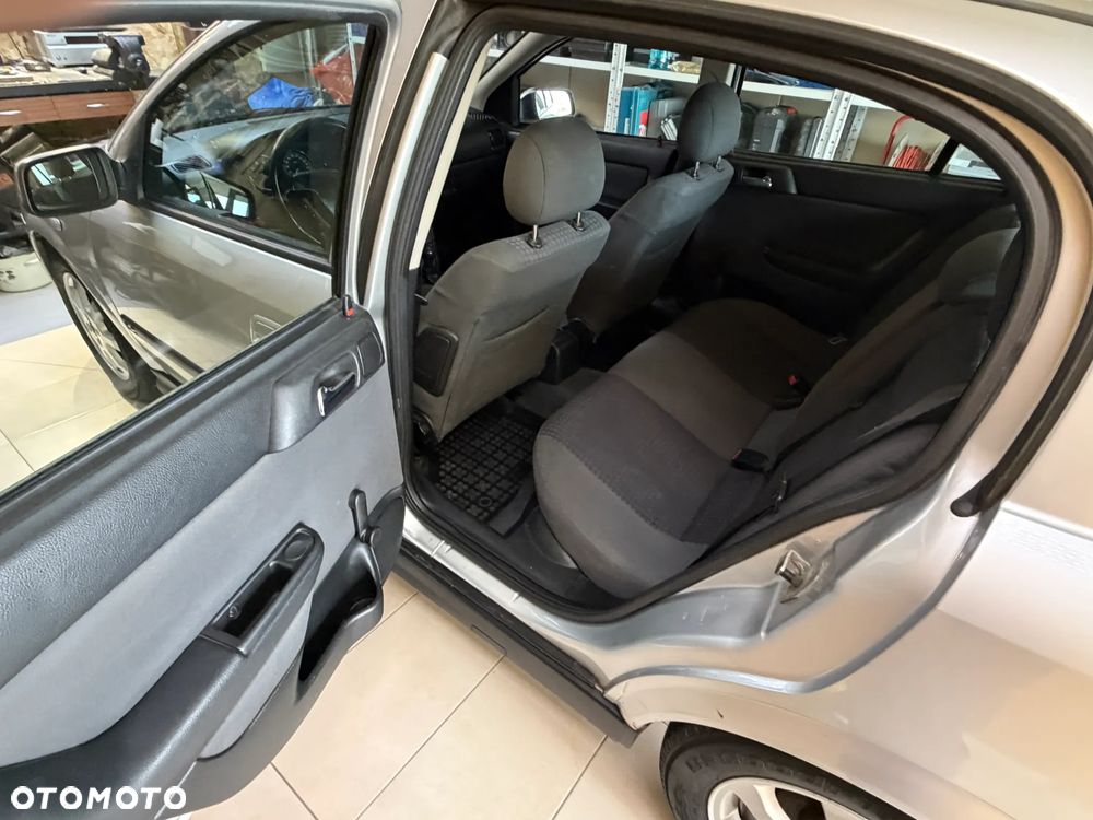 Opel Astra - 13