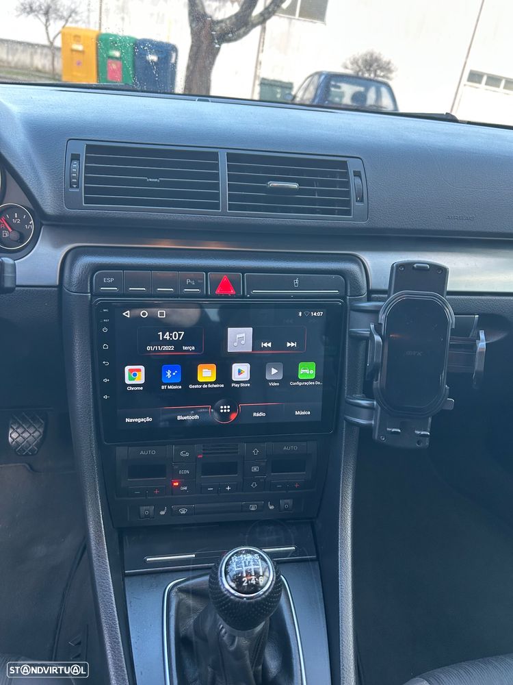 Audi A4 Avant 2.0 TDI DPF - 10