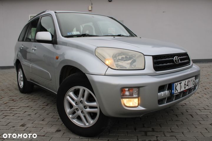 Toyota RAV4 - 10