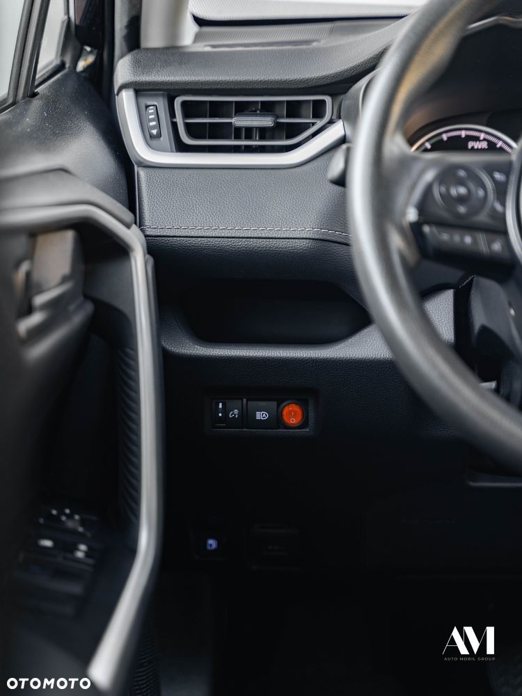 Toyota RAV4 - 18