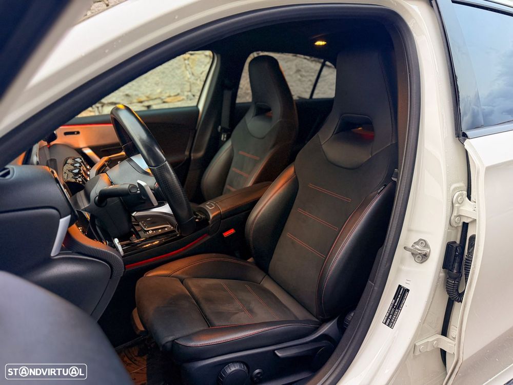 Mercedes-Benz A 35 AMG 4Matic - 6