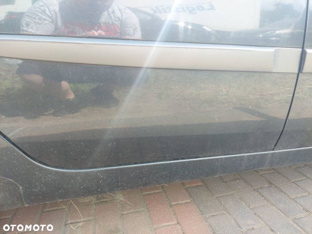 DRZWI KOMPLETNE PRAWY TYŁ RENAULT SCENIC II TEB66 - 3